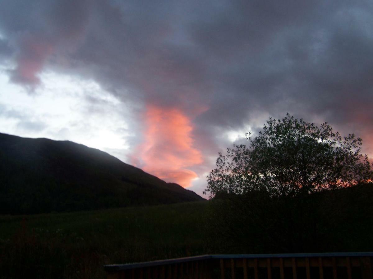 Clifton Cottage B&B Tyndrum Exterior photo